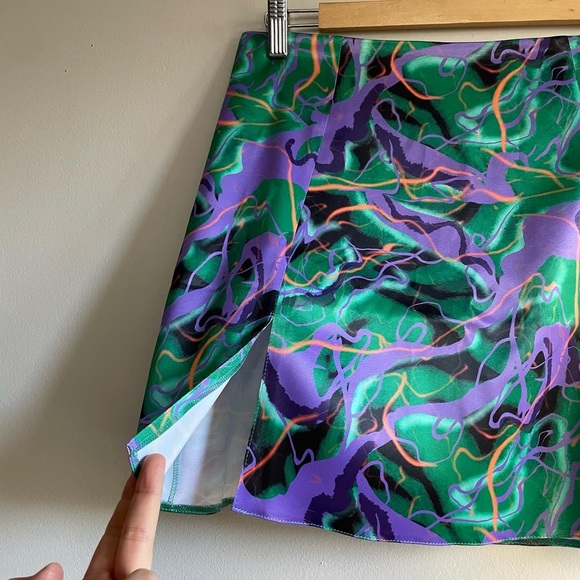 NWT Local Heroes Abstract Print Bodysuit and Skirt. - Picture 8 of 8